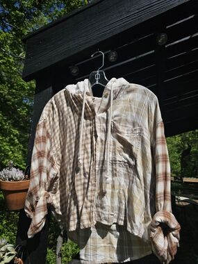 American Eagle Outfitters Beige and Brown Plaid Hooded Button-Up Shirt